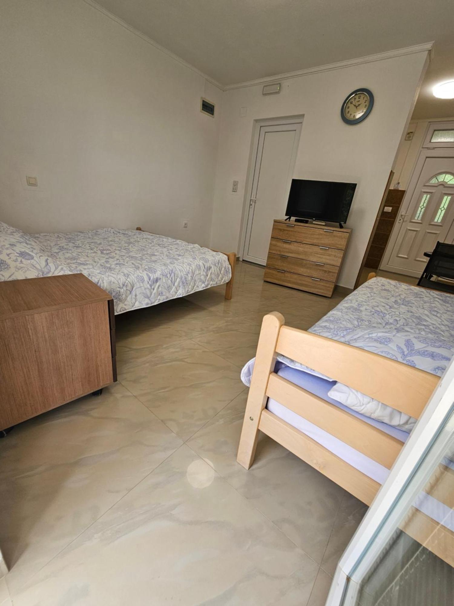 Apartmani Vila Ebra Utjeha Esterno foto