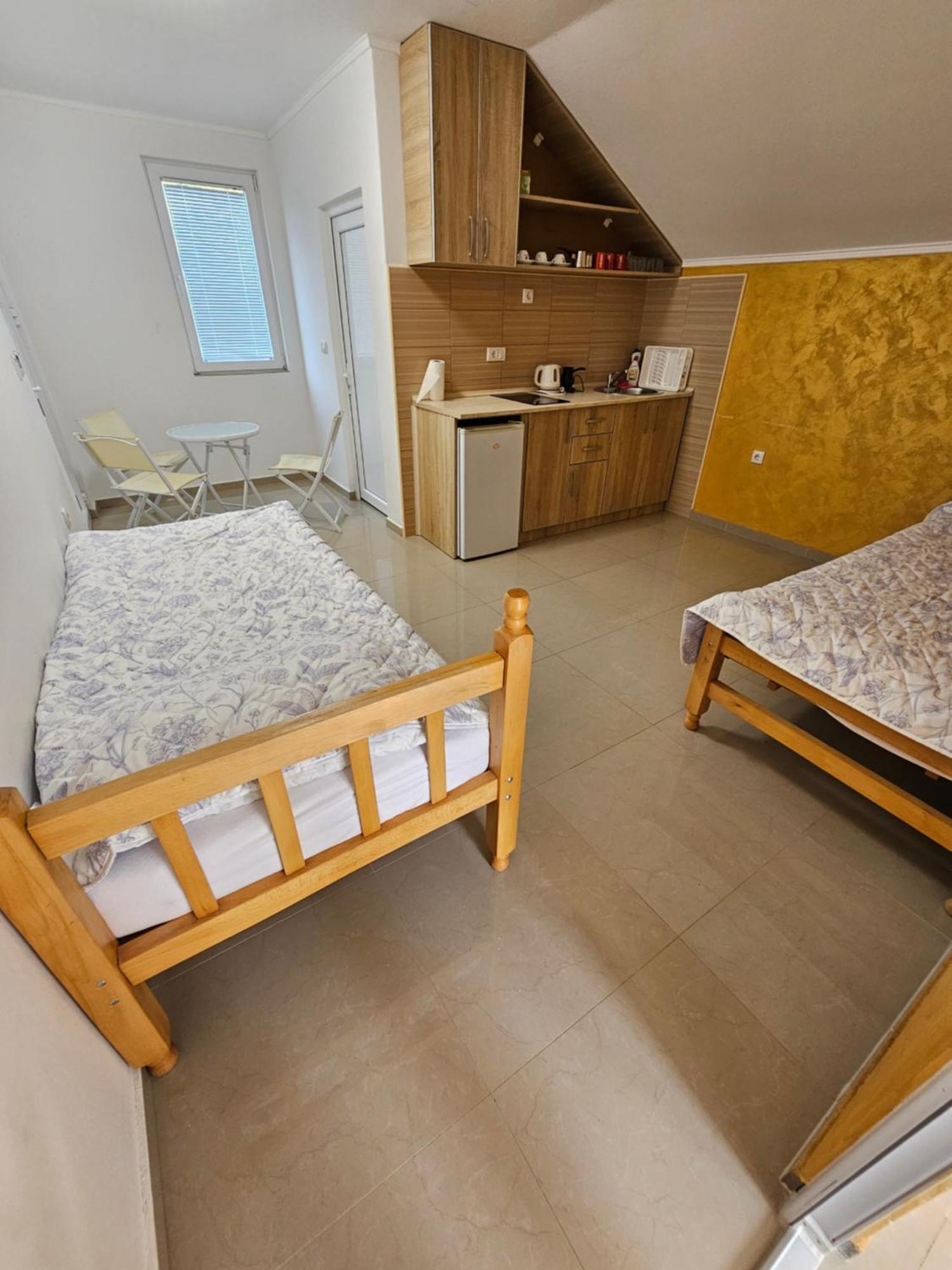 Apartmani Vila Ebra Utjeha Esterno foto