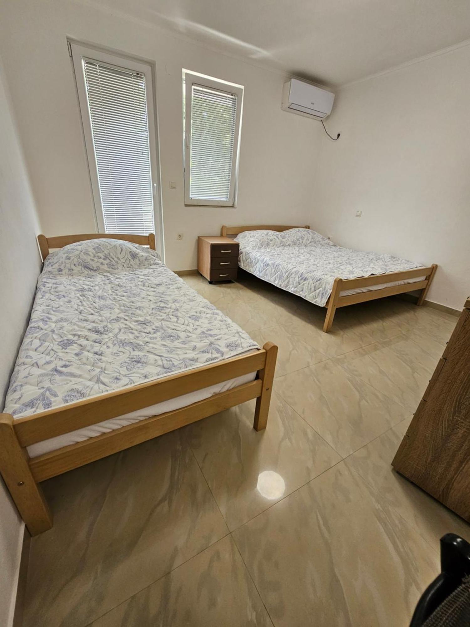 Apartmani Vila Ebra Utjeha Esterno foto