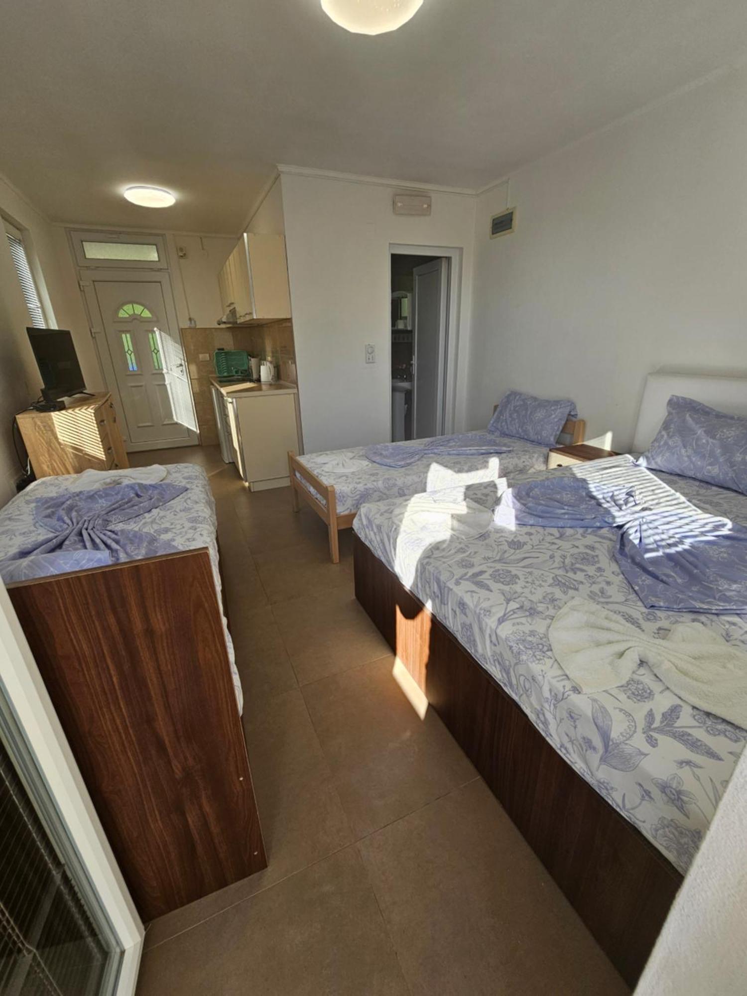 Apartmani Vila Ebra Utjeha Esterno foto
