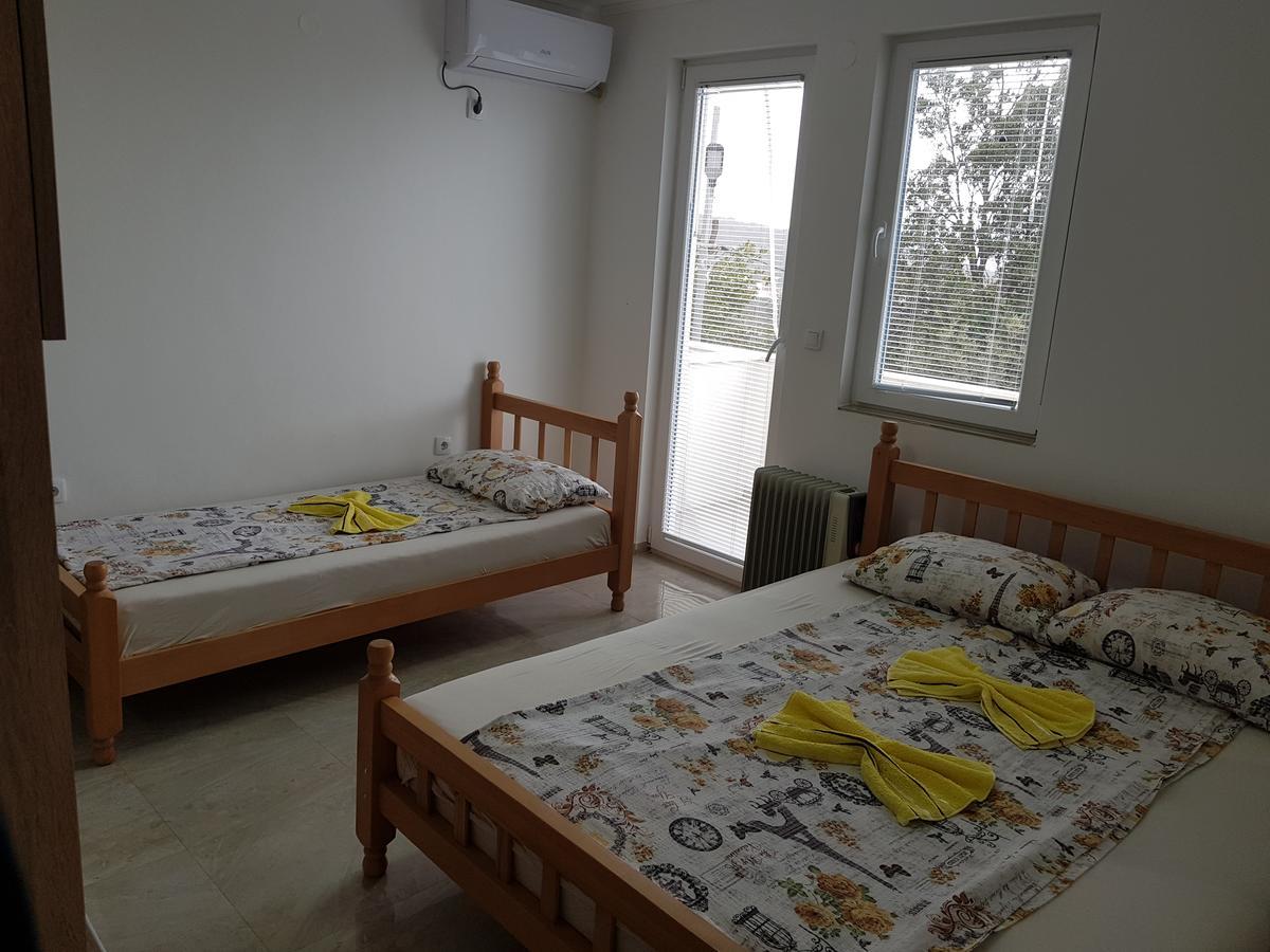 Apartmani Vila Ebra Utjeha Esterno foto
